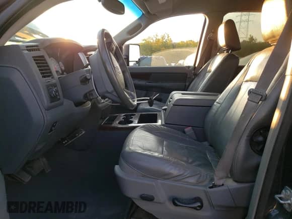 2008 Dodge 1500 Laramie with VIN 1D7HU18218J199414, listed as a Copart auction lot 74283574 with 285,338 mi miles and Salvage title. Bid and sale history available at DreamBid. Image 7.