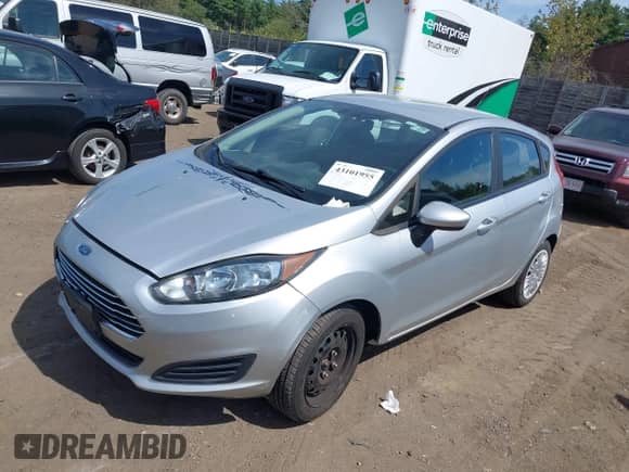 2015 Ford Fiesta S with VIN 3FADP4TJ7FM222068, listed as a IAAI auction lot 43101955 with 39,974 mi miles and . Bid and sale history available at DreamBid. Image 2.
