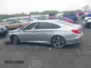 2019 Honda Accord Touring z VIN 1HGCV2F96KA009445, wystawiony jako IAAI lot #42181051 z przebiegiem Nie podano mil oraz . Historia ofert i sprzedaży dostępna na DreamBid. Obrazek 14.
