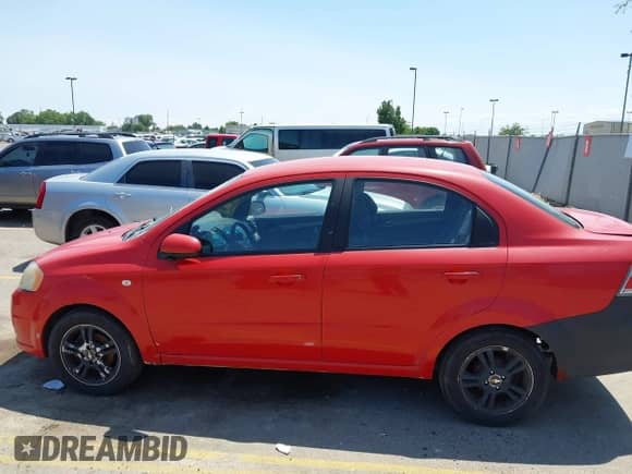 2007 Chevrolet Aveo LS with VIN KL1TD56687B073388, listed as a IAAI auction lot 42488665 with Not provided miles and . Bid and sale history available at DreamBid. Image 12.