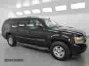 2007 Chevrolet Suburban LTZ z VIN 3GNFC16Y17G299614, wystawiony jako Copart lot #85654095 z przebiegiem 157 767 mil mil oraz Czysty tytuł • Clean title. Historia ofert i sprzedaży dostępna na DreamBid. Obrazek 4.