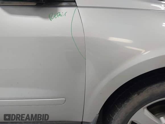 2016 Chevrolet Traverse LT with VIN 1GNKVGKD9GJ161073, listed as a IAAI auction lot 43025978 with 143,832 mi miles and . Bid and sale history available at DreamBid. Image 18.