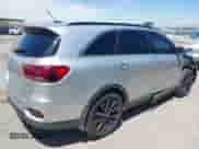 2019 Kia Sorento LX with VIN 5XYPG4A51KG596857, listed as a IAAI auction lot 42292864 with 117,189 mi miles and . Bid and sale history available at DreamBid. Image 4.