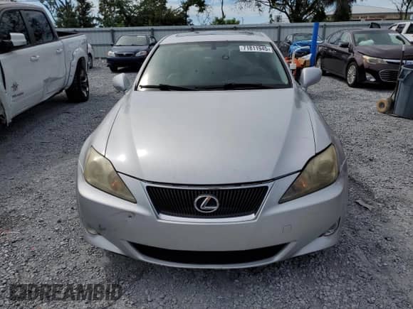 2006 Lexus IS 250 с VIN JTHCK262062006131, выставлен на аукционе Copart как лот 71811945 с пробегом 130 303 миль миль и Списание • Salvage title. История ставок и продаж доступна на DreamBid. Изображение 5.