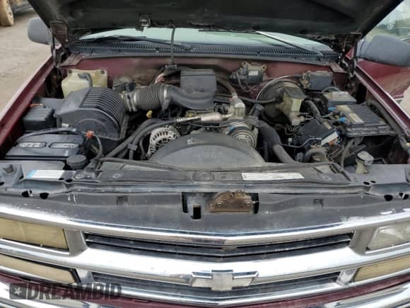 1999 Chevrolet Suburban с VIN 3GNEC16R9XG186868, выставлен на аукционе Copart как лот 67145805 с пробегом 296 144 миль миль и Списание • Salvage title. История ставок и продаж доступна на DreamBid. Изображение 12.