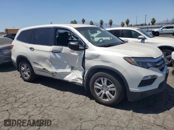 2018 Honda Pilot LX с VIN 5FNYF5H1XJB027835, выставлен на аукционе Copart как лот 64814795 с пробегом 62 812 миль миль и Списание • Salvage title. История ставок и продаж доступна на DreamBid. Изображение 4.