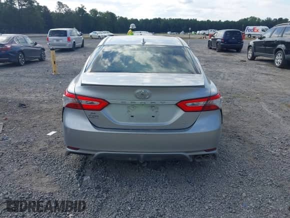 2019 Toyota Camry SE z VIN 4T1B11HK2KU785419, wystawiony jako IAAI lot #43286510 z przebiegiem 165 070 mil mil oraz . Historia ofert i sprzedaży dostępna na DreamBid. Obrazek 17.