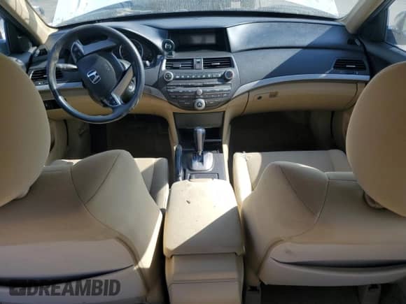 2012 Honda Accord LX Premium с VIN 1HGCP2F40CA088756, выставлен на аукционе Copart как лот 82208555 с пробегом 68 857 миль миль и Списание • Salvage title. История ставок и продаж доступна на DreamBid. Изображение 8.