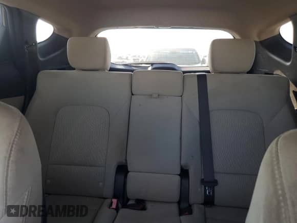 2018 Hyundai Santa Fe 2.4L z VIN 5XYZT3LB3JG526986, wystawiony jako Copart lot #82038455 z przebiegiem 183 352 mil mil oraz Czysty tytuł • Clean title. Historia ofert i sprzedaży dostępna na DreamBid. Obrazek 10.