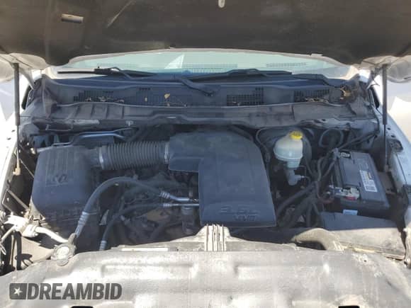 2016 Ram 1500 SLT z VIN 1C6RR6GG5GS227340, wystawiony jako Copart lot #67134575 z przebiegiem 92 982 mil mil oraz Szkoda całkowita • Salvage title. Historia ofert i sprzedaży dostępna na DreamBid. Obrazek 11.