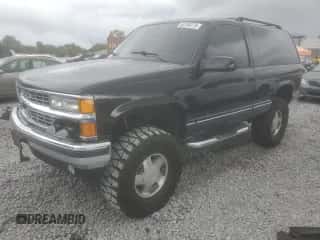 1994 Chevrolet Blazer с VIN 1GNEK18K6RJ406679, выставлен на аукционе Copart как лот 68764275 с пробегом 243 891 миль миль и Списание • Salvage title. История ставок и продаж доступна на DreamBid. Изображение 1.