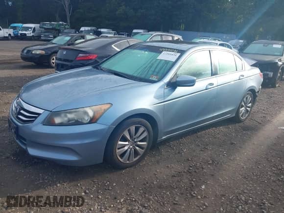 2011 Honda Accord EX z VIN 1HGCP2F75BA089152, wystawiony jako IAAI lot #43281031 z przebiegiem 173 756 mil mil oraz . Historia ofert i sprzedaży dostępna na DreamBid. Obrazek 2.