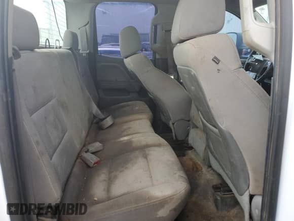 2015 Chevrolet Silverado 2500HD Work Truck с VIN 1GC2KUEG2FZ102534, выставлен на аукционе Copart как лот 58511654 с пробегом 264 918 миль миль и Списание • Salvage title. История ставок и продаж доступна на DreamBid. Изображение 10.