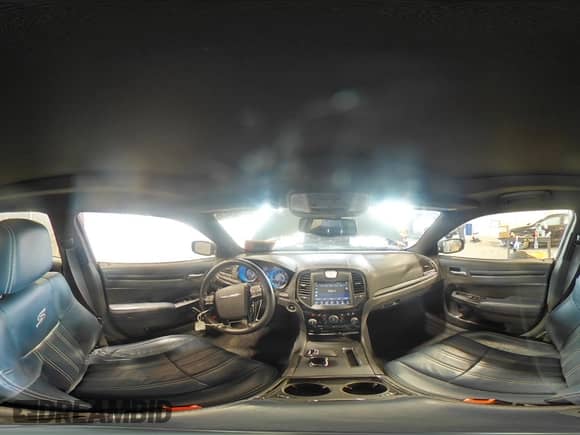 2014 Chrysler 300 S с VIN 2C3CCABG6EH355167, выставлен на аукционе Copart как лот 83768435 с пробегом 128 544 миль миль и Списание • Salvage title. История ставок и продаж доступна на DreamBid. Изображение 14.