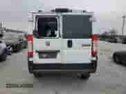 2021 Ram ProMaster Cargo z VIN 3C6LRVAG5ME577767, wystawiony jako Copart lot #82404804 z przebiegiem 79 596 mil mil oraz Szkoda całkowita • Salvage title. Historia ofert i sprzedaży dostępna na DreamBid. Obrazek 6.