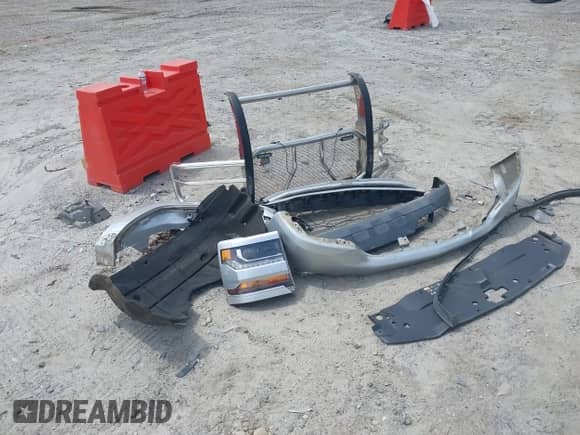 2016 Chevrolet Silverado 1500 Custom с VIN 1GCRCPEC9GZ244357, выставлен на аукционе IAAI как лот 42233842 с пробегом 277 843 миль миль и . История ставок и продаж доступна на DreamBid. Изображение 12.