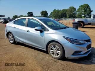2018 Chevrolet Cruze LT z VIN 1G1BE5SM3J7178610, wystawiony jako Copart lot #80082305 z przebiegiem 65 385 mil mil oraz Czysty tytuł • Clean title. Historia ofert i sprzedaży dostępna na DreamBid. Obrazek 4.