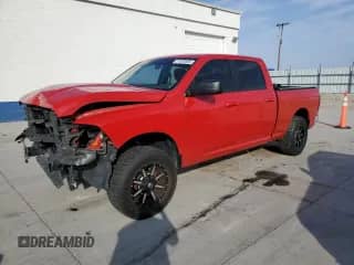 2019 Ram 1500 SLT z VIN 1C6RR7TT0KS510584, wystawiony jako Copart lot #71523355 z przebiegiem 90 465 mil mil oraz Szkoda całkowita • Salvage title. Historia ofert i sprzedaży dostępna na DreamBid. Obrazek 1.