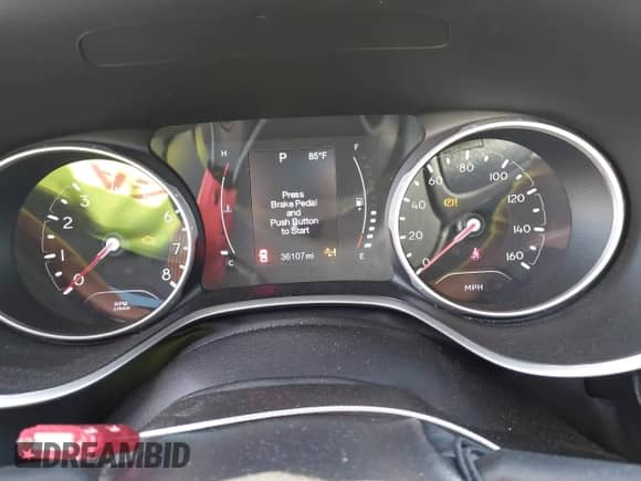 2020 Jeep Compass Latitude z VIN 3C4NJCBB1LT224727, wystawiony jako IAAI lot #41683813 z przebiegiem 36 107 mil mil oraz . Historia ofert i sprzedaży dostępna na DreamBid. Obrazek 15.