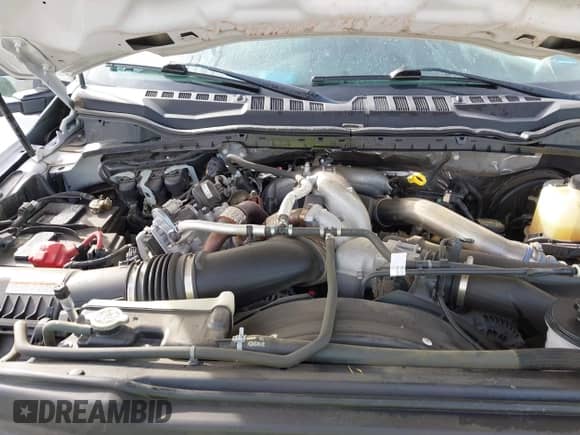 2022 Ford F-250 XL with VIN 1FT7W2BT3NEF14970, listed as a IAAI auction lot 43517087 with 34,043 mi miles and . Bid and sale history available at DreamBid. Image 10.