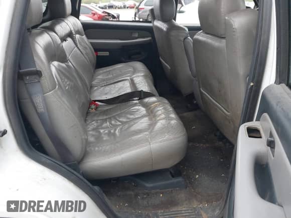 2001 Chevrolet Tahoe LT с VIN 1GNEC13T61R122004, выставлен на аукционе IAAI как лот 41905499 с пробегом 207 256 миль миль и . История ставок и продаж доступна на DreamBid. Изображение 8.