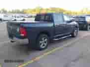 2017 Ram 1500 Big Horn z VIN 1C6RR7LG9HS870450, wystawiony jako IAAI lot #43222712 z przebiegiem 129 863 mil mil oraz . Historia ofert i sprzedaży dostępna na DreamBid. Obrazek 4.