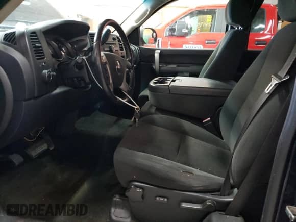 2008 GMC Sierra 1500 SLE2 z VIN 1GTEK19J78E110737, wystawiony jako Copart lot #90491405 z przebiegiem 144 571 mil mil oraz Czysty tytuł • Clean title. Historia ofert i sprzedaży dostępna na DreamBid. Obrazek 7.