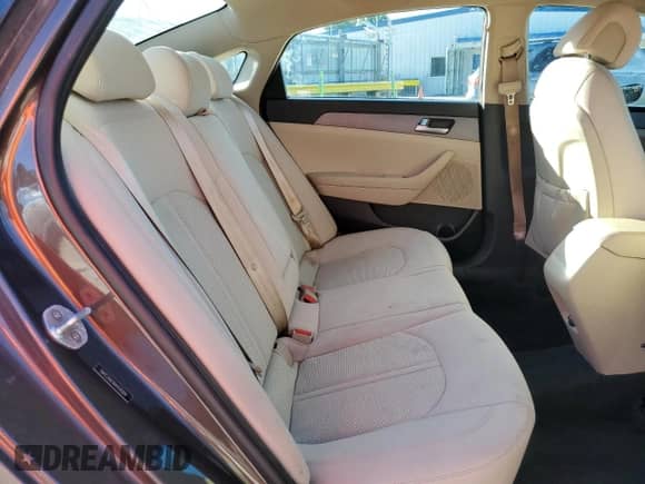 2017 Hyundai Sonata 2.4L с VIN 5NPE24AF9HH518309, выставлен на аукционе Copart как лот 86249845 с пробегом 140 628 миль миль и Списание • Salvage title. История ставок и продаж доступна на DreamBid. Изображение 10.