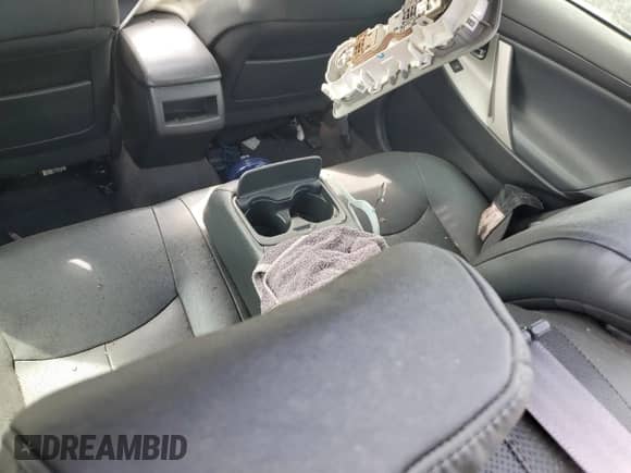 2011 Toyota Camry XLE с VIN 4T1BK3EK1BU131072, выставлен на аукционе Copart как лот 81093665 с пробегом Не указан миль и Списание • Salvage title. История ставок и продаж доступна на DreamBid. Изображение 10.