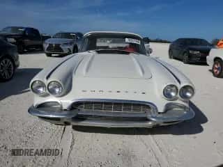 1961 Chevrolet Corvette с VIN 10867S107212, выставлен на аукционе Copart как лот 76937104 с пробегом 94 481 миль миль и Списание • Salvage title. История ставок и продаж доступна на DreamBid. Изображение 5.