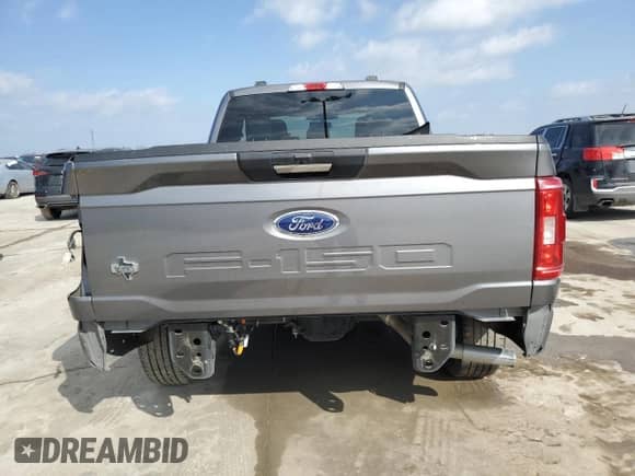 2022 Ford F-150 XL with VIN 1FTEX1CB7NFB14232, listed as a Copart auction lot 49245815 with 33,830 mi miles and Salvage title. Bid and sale history available at DreamBid. Image 6.