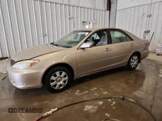 2002 Toyota Camry LE с VIN 4T1BE32K22U113272, выставлен на аукционе Copart как лот 86629065 с пробегом 204 335 миль миль и На запчасти • Non repairable. История ставок и продаж доступна на DreamBid. Изображение 1.