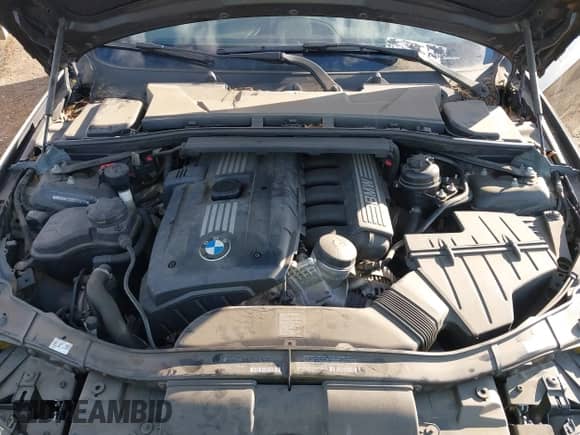 2013 BMW 3 Series 328i с VIN WBADW7C53DE732757, выставлен на аукционе IAAI как лот 43523498 с пробегом 52 501 миль миль и . История ставок и продаж доступна на DreamBid. Изображение 10.