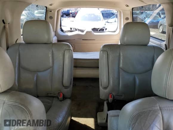 2005 Cadillac Escalade ESV z VIN 3GYFK66N85G287286, wystawiony jako Copart lot #47165865 z przebiegiem Nie podano mil oraz Szkoda całkowita • Salvage title. Historia ofert i sprzedaży dostępna na DreamBid. Obrazek 10.