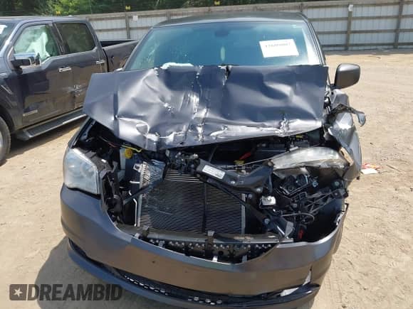 2020 Dodge Grand Caravan SE with VIN 2C4RDGBG4LR247370, listed as a IAAI auction lot 42609007 with 80,043 mi miles and . Bid and sale history available at DreamBid. Image 6.