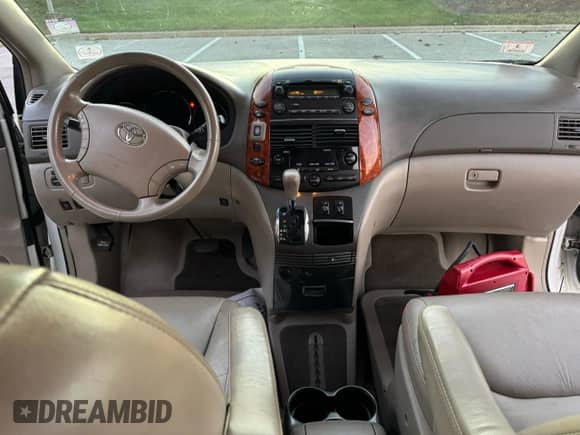 2009 Toyota Sienna XLE with VIN 5TDZK22C09S247890, listed as a Copart auction lot 86327845 with 95,435 mi miles and Clean title. Bid and sale history available at DreamBid. Image 9.