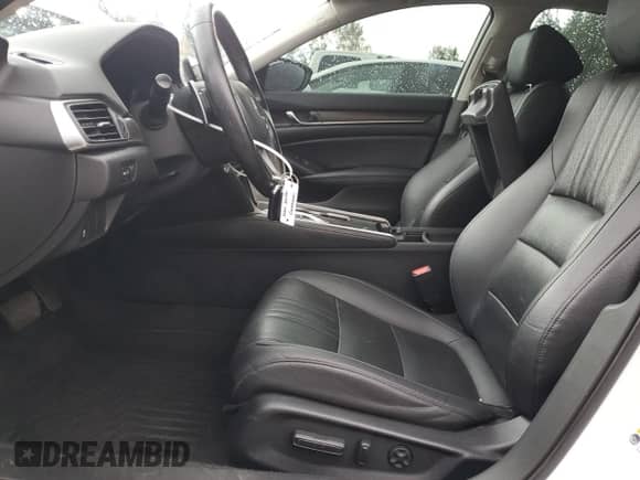 2020 Honda Accord EX-L with VIN 1HGCV3F54LA005897, listed as a Copart auction lot 82693185 with 86,305 mi miles and Salvage title. Bid and sale history available at DreamBid. Image 7.