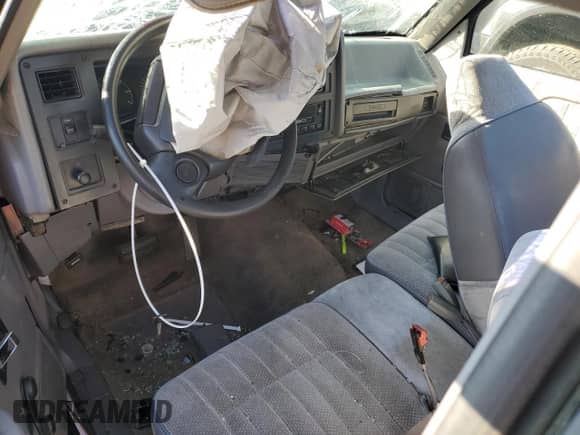 1994 Dodge Dakota with VIN 1B7GL23X8RW148921, listed as a Copart auction lot 42758895 with 223,519 mi miles and Salvage title. Bid and sale history available at DreamBid. Image 8.