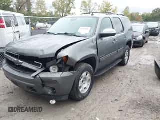 2011 Chevrolet Tahoe LT с VIN 1GNSKBE09BR204132, выставлен на аукционе IAAI как лот 43304603 с пробегом 226 411 миль миль и . История ставок и продаж доступна на DreamBid. Изображение 2.