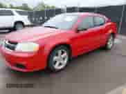 2013 Dodge Avenger SE z VIN 1C3CDZAB2DN718734, wystawiony jako IAAI lot #43371618 z przebiegiem 164 027 mil mil oraz . Historia ofert i sprzedaży dostępna na DreamBid. Obrazek 2.