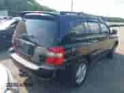 2005 Toyota Highlander с VIN JTEEP21A950113212, выставлен на аукционе IAAI как лот 42862590 с пробегом 199 670 миль миль и . История ставок и продаж доступна на DreamBid. Изображение 4.