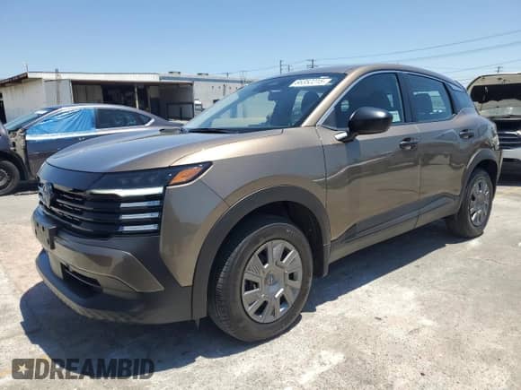 2025 Nissan Kicks S z VIN 3N8AP6BA8SL304342, wystawiony jako Copart lot #66352215 z przebiegiem 24 184 mil mil oraz Szkoda całkowita • Salvage title. Historia ofert i sprzedaży dostępna na DreamBid. Obrazek 1.