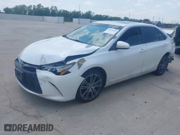 2016 Toyota Camry XLE with VIN 4T1BF1FK4GU146891, listed as a IAAI auction lot 43075644 with 97,907 mi miles and . Bid and sale history available at DreamBid. Image 17.