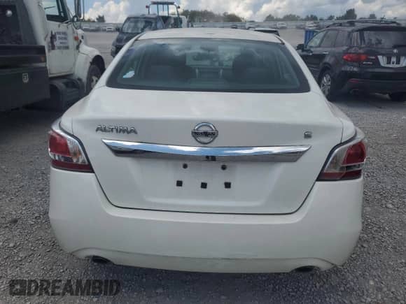 2015 Nissan Altima SL with VIN 1N4AL3AP5FN334633, listed as a Copart auction lot 67788125 with 128,191 mi miles and Salvage title. Bid and sale history available at DreamBid. Image 6.