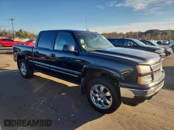 2006 Chevrolet Silverado 1500 LT3 with VIN 2GCEK13N561179906, listed as a Copart auction lot 82665485 with 219,090 mi miles and Clean title. Bid and sale history available at DreamBid. Image 4.
