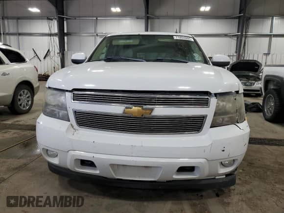 2007 Chevrolet Suburban LTZ с VIN 1GNFK16367J174128, выставлен на аукционе Copart как лот 71894805 с пробегом Не указан миль и Чистый • Clean title. История ставок и продаж доступна на DreamBid. Изображение 5.