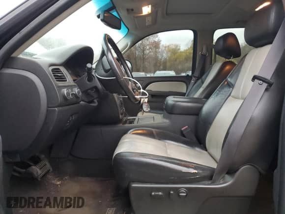 2011 GMC Sierra 1500 SLT with VIN 3GTP2WE38BG107228, listed as a Copart auction lot 90619085 with 233,578 mi miles and Clean title. Bid and sale history available at DreamBid. Image 7.