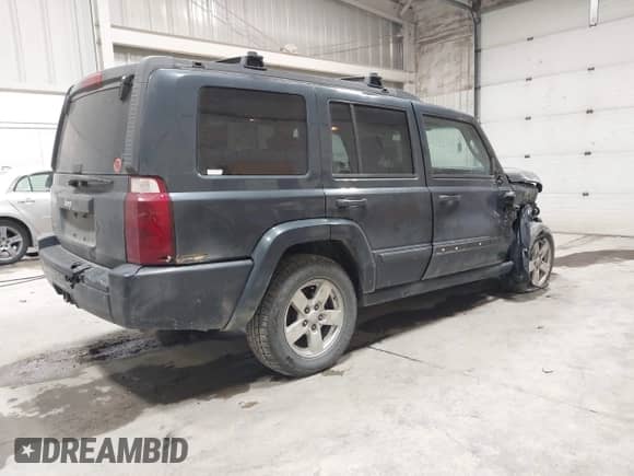 2007 Jeep Commander Sport с VIN 1J8HG48K27C685695, выставлен на аукционе IAAI как лот 43491610 с пробегом 264 379 миль миль и . История ставок и продаж доступна на DreamBid. Изображение 4.