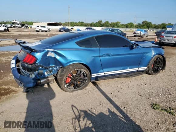 2020 Ford Mustang Shelby GT500 with VIN 1FA6P8SJ0L5503583, listed as a Copart auction lot 70477795 with 23,005 mi miles and Salvage title. Bid and sale history available at DreamBid. Image 3.