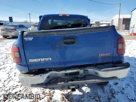 2003 GMC Sierra 1500 SLE with VIN 1GTEK19T53Z178926, listed as a Copart auction lot 44943195 with Not provided miles and Clean title. Bid and sale history available at DreamBid. Image 6.